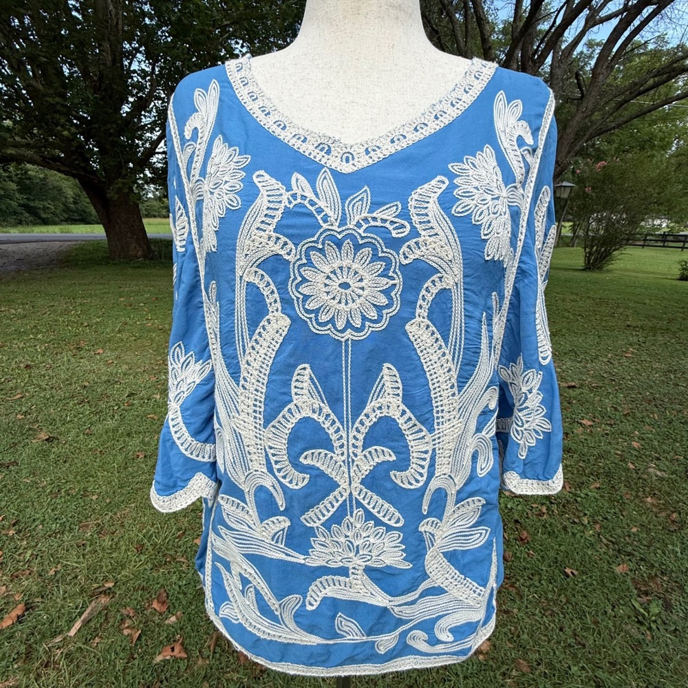 Kindred Blue Embroidered Tunic Top Womens Medium Boho Floral Bell Sleeve Rayon